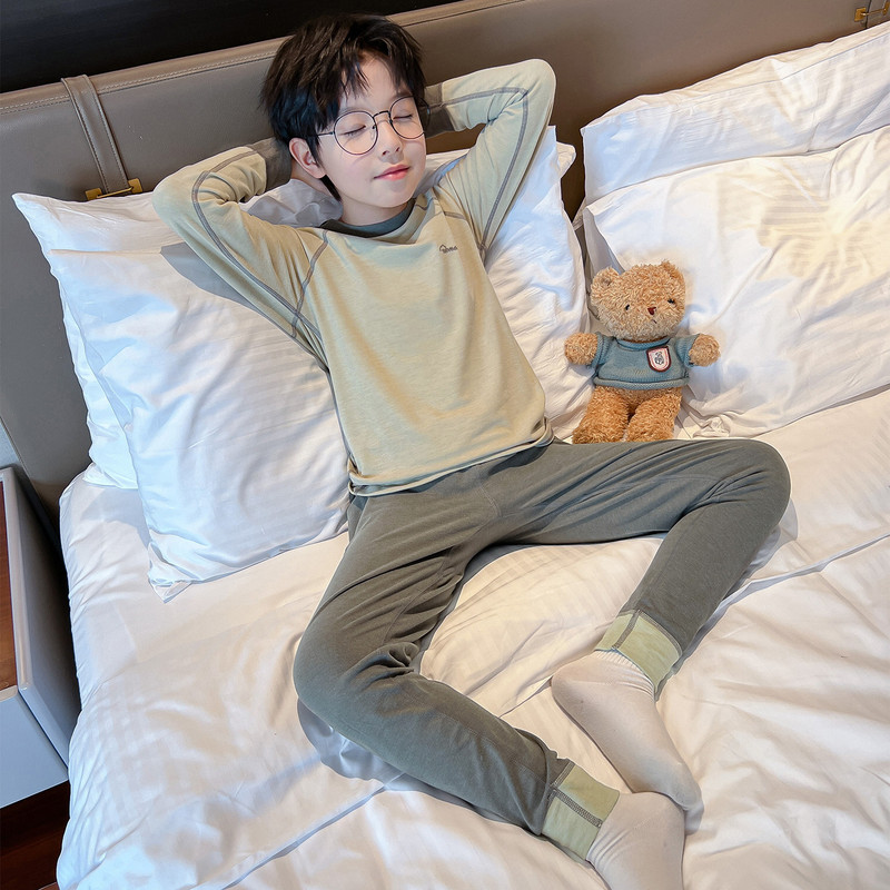 Boys' Autumn and Winter Pajamas Set 2025 New Boys' Thermal Underwear Big Children's Winter Children's Velvet Home Clothes