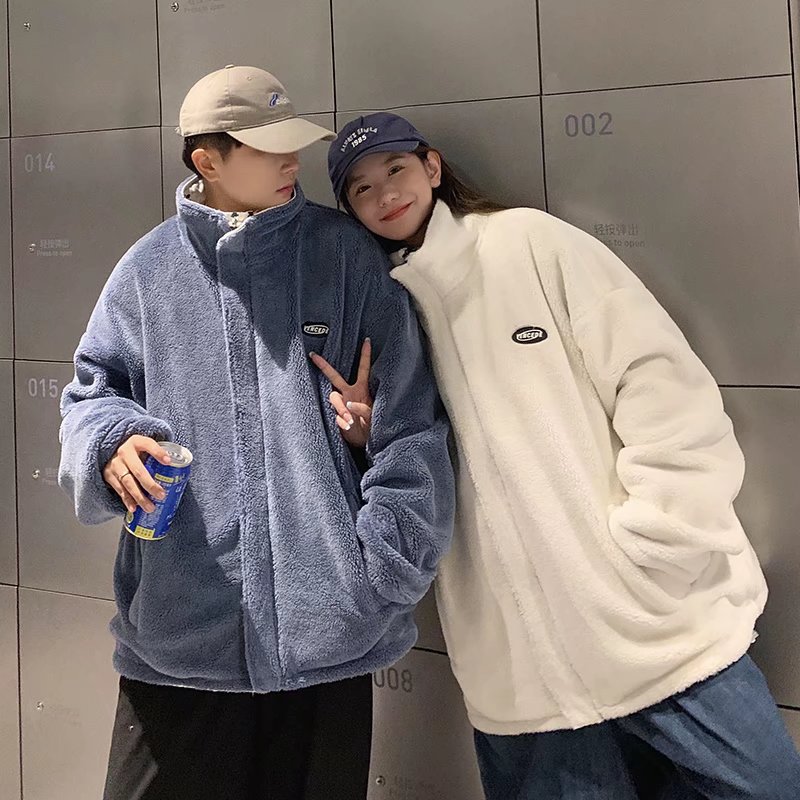 De doble cara de algodón acolchado abrigo de los hombres de invierno de la escuela secundaria estudiante de moda guapo espesado de algodón acolchado abrigo de lana de cordero de la Juventud más abrigo de terciopelo