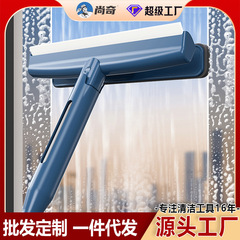 ガラスの神器を拭きます。