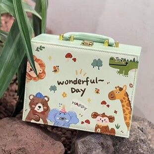 ��һ��ͯ�����ֶYС���ӵ��о��b�����Ю��I�ܚq�M�¶YƷ��������