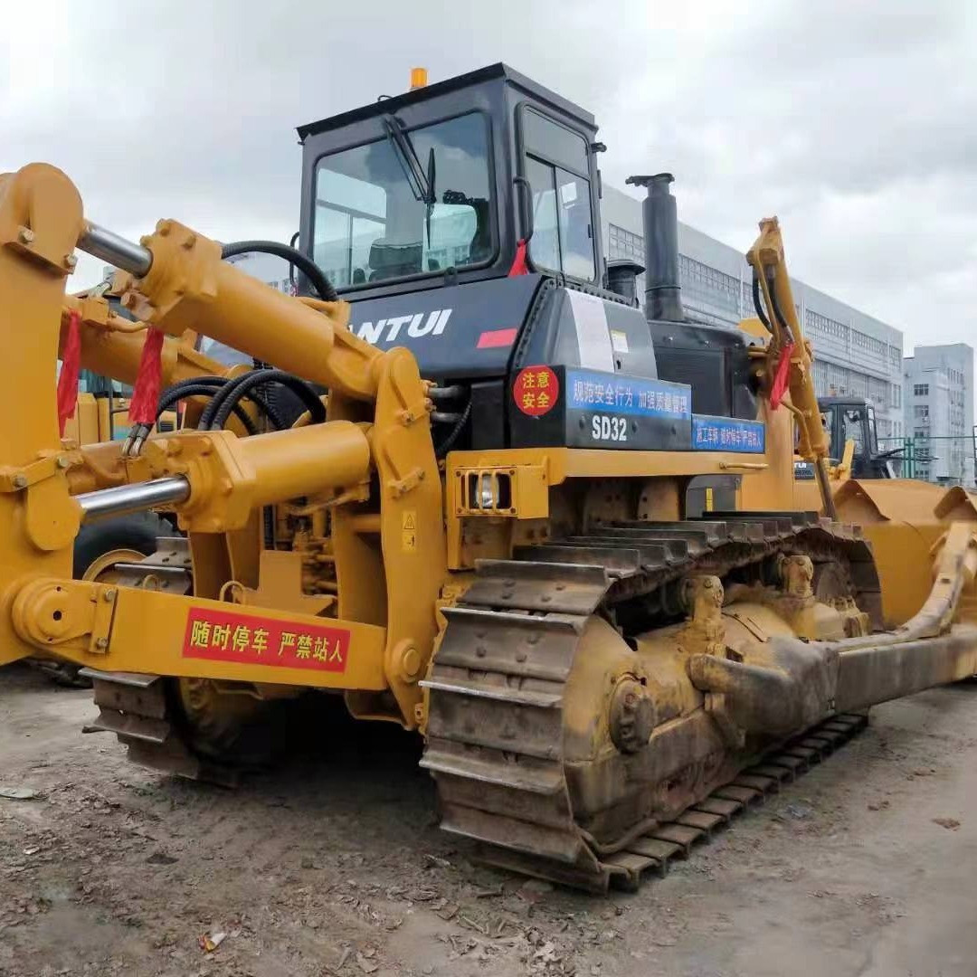 Perenne comercio exterior directo de segunda mano empujador de montaña SD32 excavadora exportación de Brasil buen rendimiento de alta calidad image 5