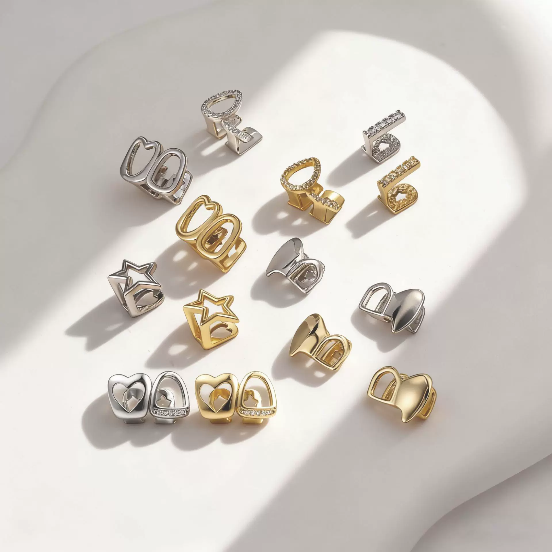 欧美跨境爆款嘻哈牙套TEMU镂空设计镶钻金牙套teethgrillz牙饰品