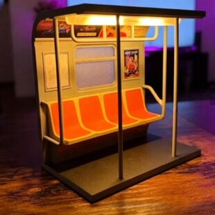 �羳�������N��Ȥ���Գ�����Subway Train Lamp���F��܇������