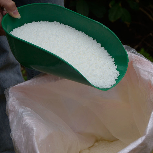 Calcium ammonium nitrate water-soluble fertilizer nitrogen-phosphorus compound fertilizer irrigation drip irrigation nitrogen fertilizer fruit and vegetable top dressing to improve soil