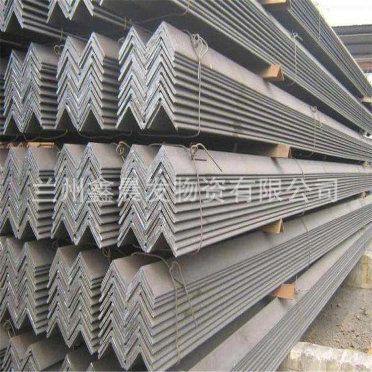 国标不等边角钢、国标镀锌不等边角钢、规格齐全，质优价廉