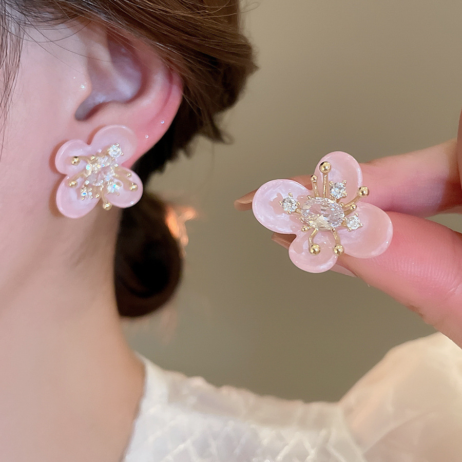 Pendientes de flores de color dopamina de verano Pendientes de todo fósforo de nicho fresco Pendientes de lujo de alta gama de moda al por mayor