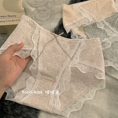 四季の肌にキスする5a綿の下着は長い通気性の股の部分の怠惰な縞の三角のズボンの綿の少女の精緻なレースを延長します。