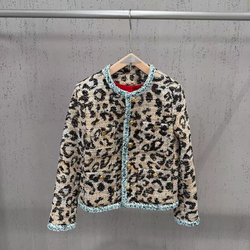 2026 Autumn/Winter Cross-Border Leopard Print Tweed Short Jacket for Women, Chic Design, Fashionable Retro Top 2026 Autumn/Winter Cross-Border Leopard Print Tweed Short Jacket for Women, Chic Design, Fashionable Retro Top