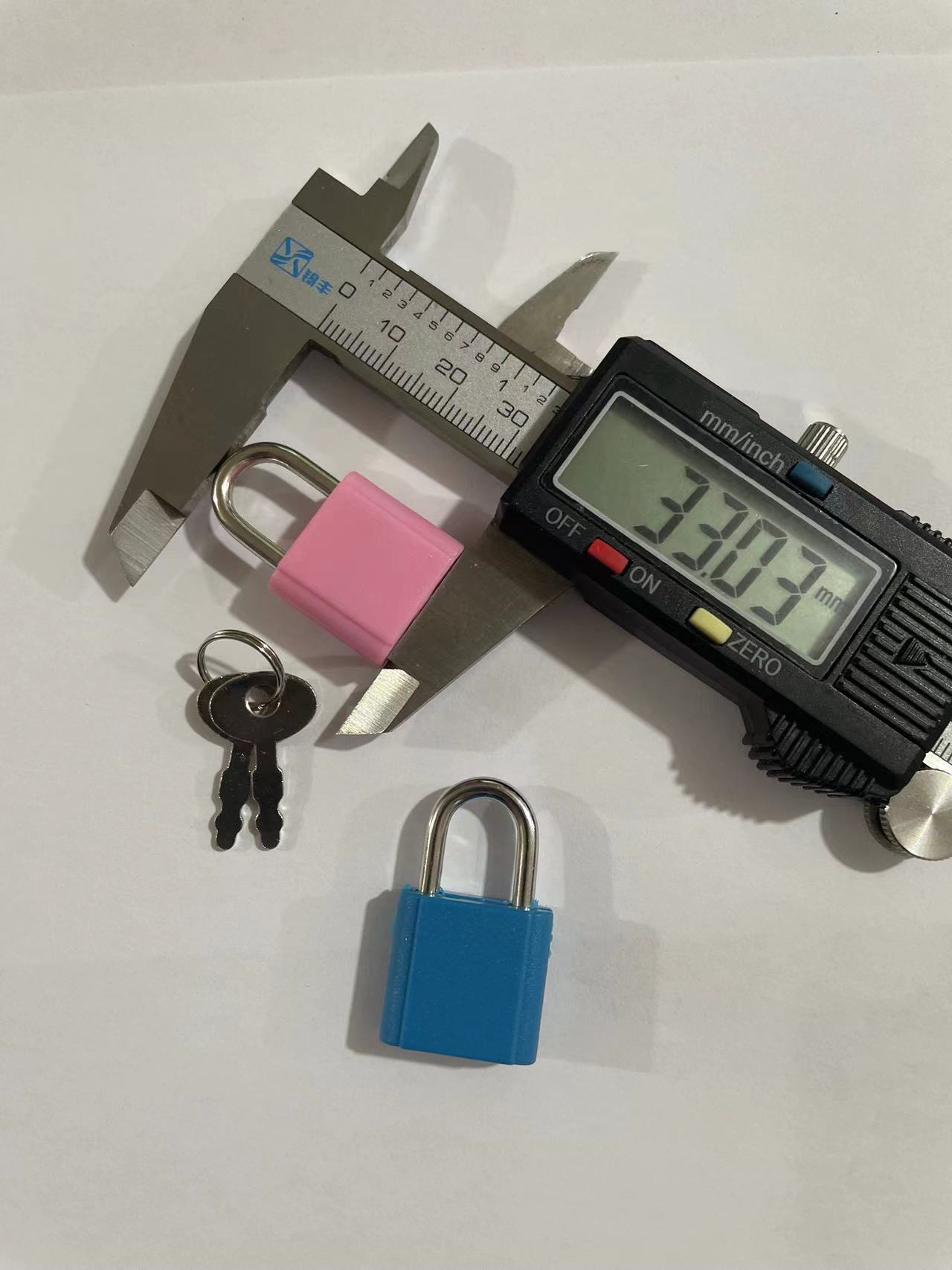 7f833140-35f5-4440-becb-064876