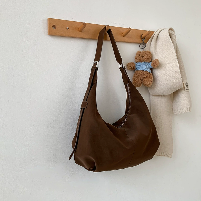 «(Cross-border trading), retro underarm bag, fashionable shoulder bag, city style»