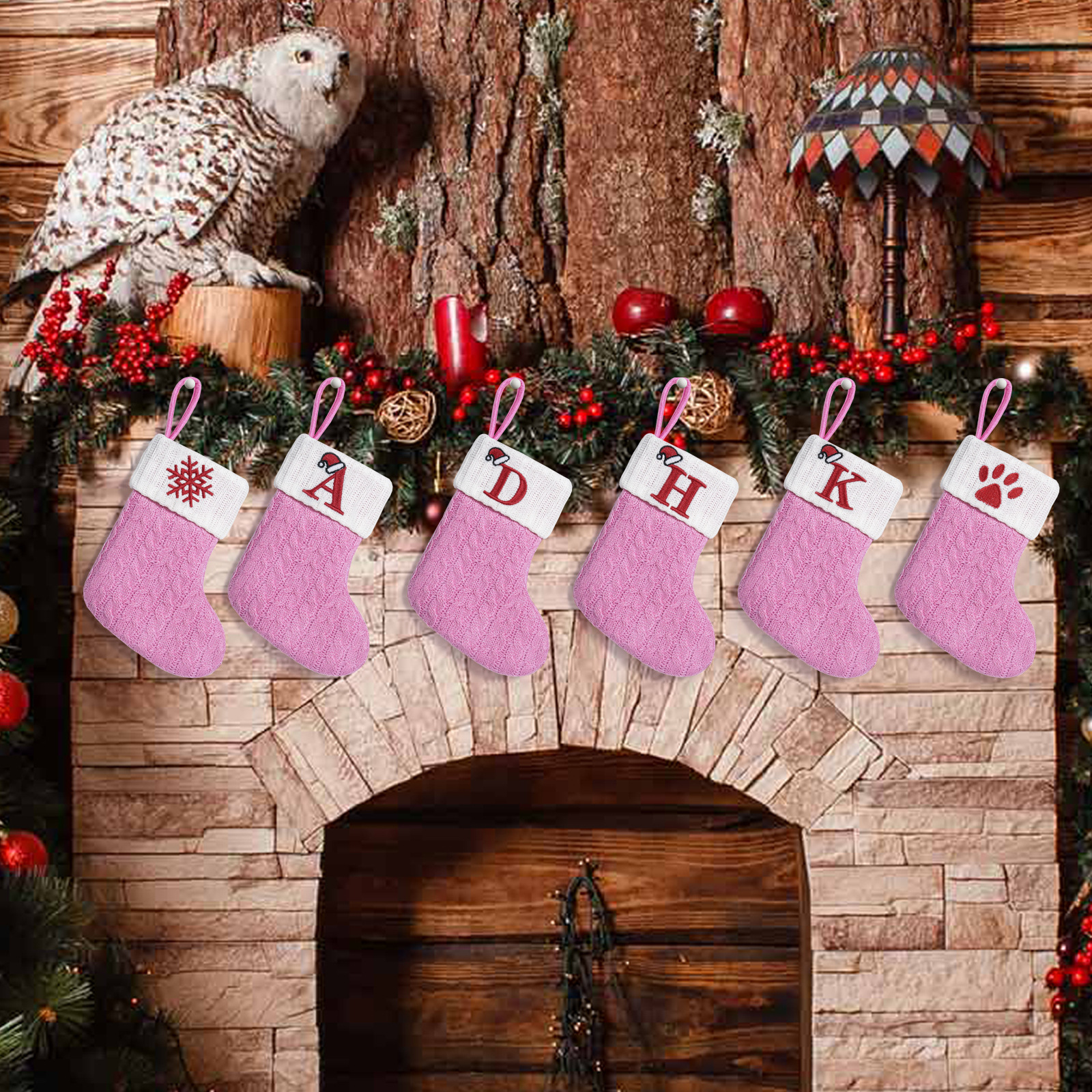 Decoración de Navidad transfronteriza de punto rosa calcetines de Navidad letras creativas bordadas ventanas colgantes de regalo de árbol de Navidad