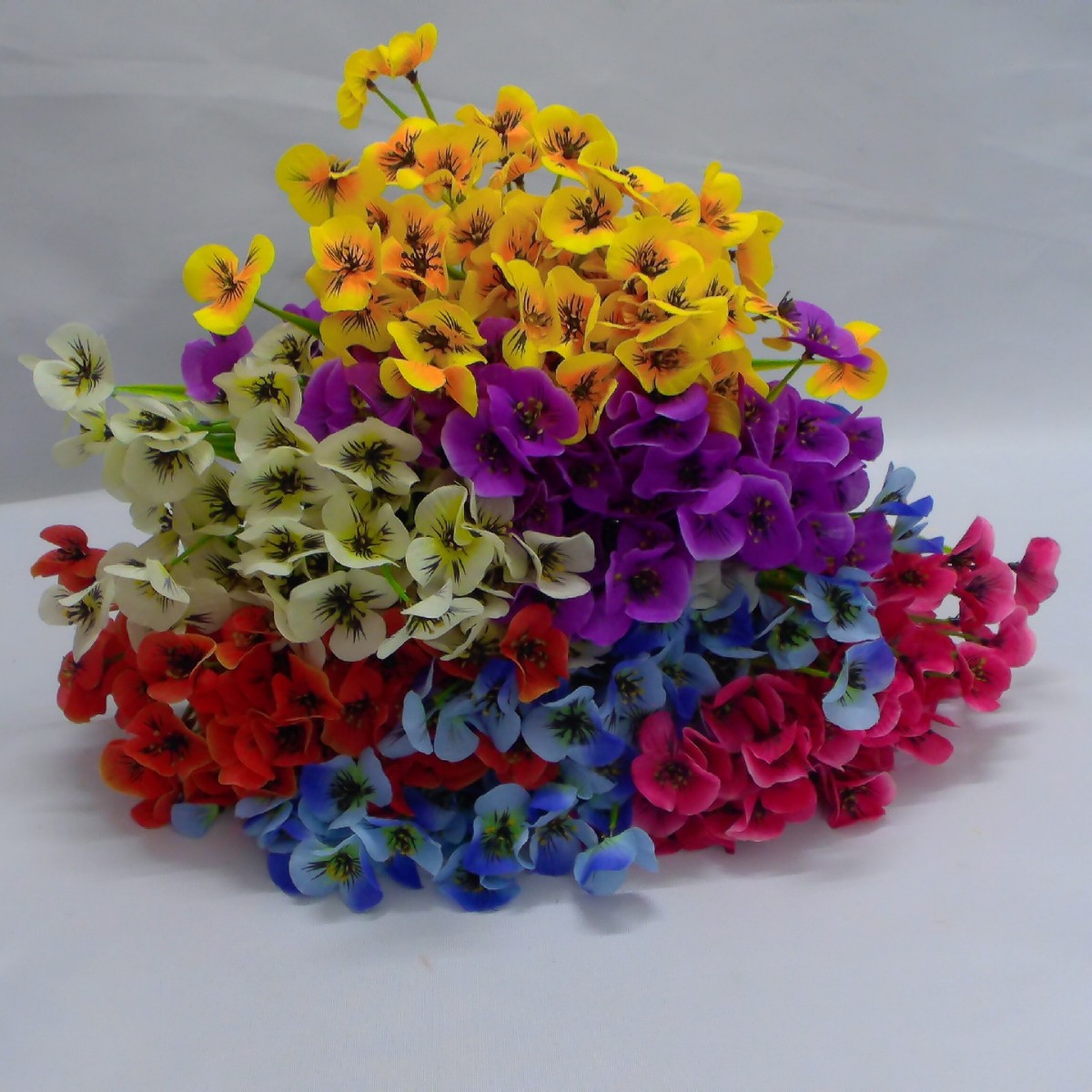 Simulated Pansies, Flowers, Butterflies, Spring Grass Flowers, Outdoor Flower Arrangements, Living Room Table Decorations, Wedding Photo Props, Fake Flowers