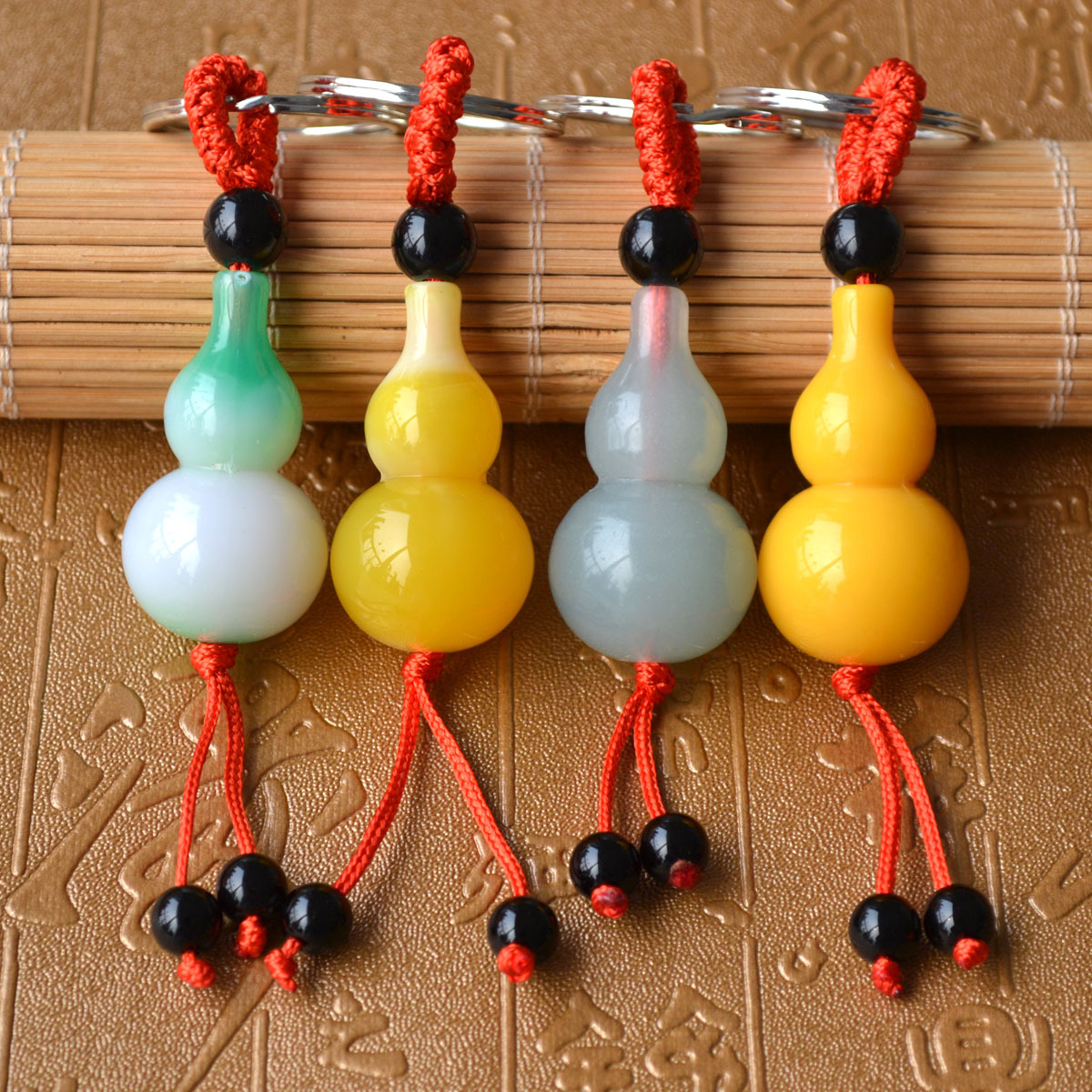 Small gourd key chain pendant creative men's and women's car key chain pendant portable key chain jewelry gift