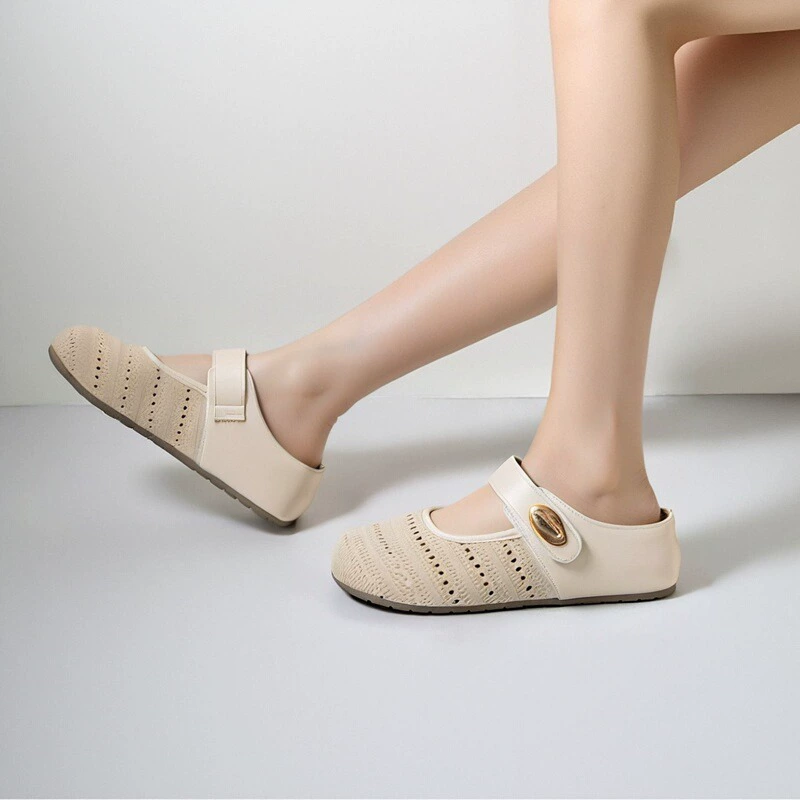 Женские летние тапочки 2025 года, ретро-стиль, новые модные, универсальные и удобные, для улицы, ленивые, надеваются без застежек, полутапочки