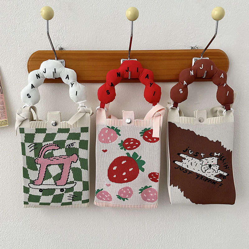 Nuevo diseño de nicho, mini bolso de teléfono móvil de punto de dibujos animados lindo, todo fósforo, pequeño bolso cuadrado de mensajero de viajero portátil pequeño