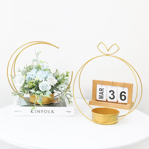 Simple metal flower arrangement flower basket Nordic iron wedding festival decoration flower basket desktop decoration ornaments Internet celebrity flower stand