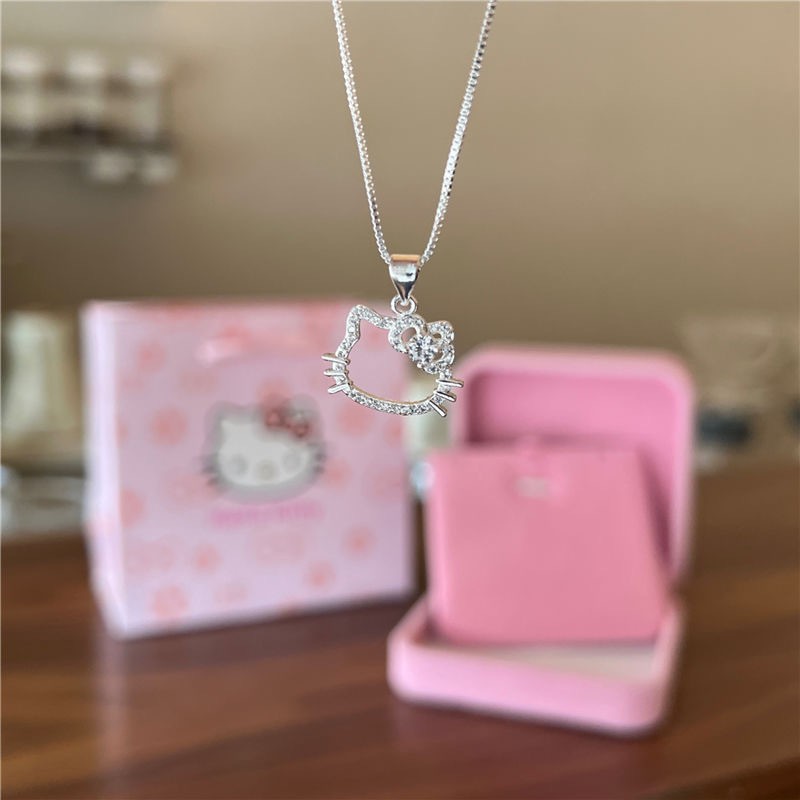 M606 [Kitty cat head necklace]