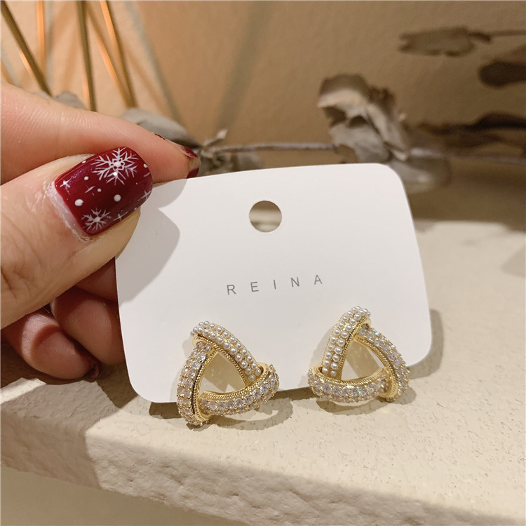 韩国气质水钻不对称三角形珍珠耳钉女新款S925银针简约网红耳饰女