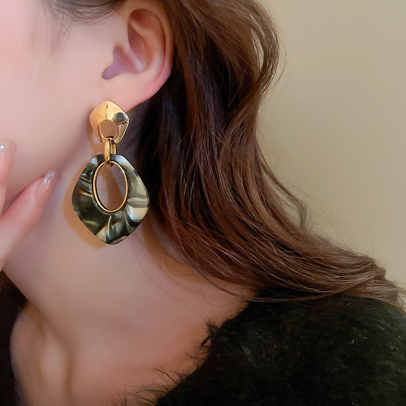 Fashion Geometric Arylic Copper Plating Drop Earrings 1 Pair