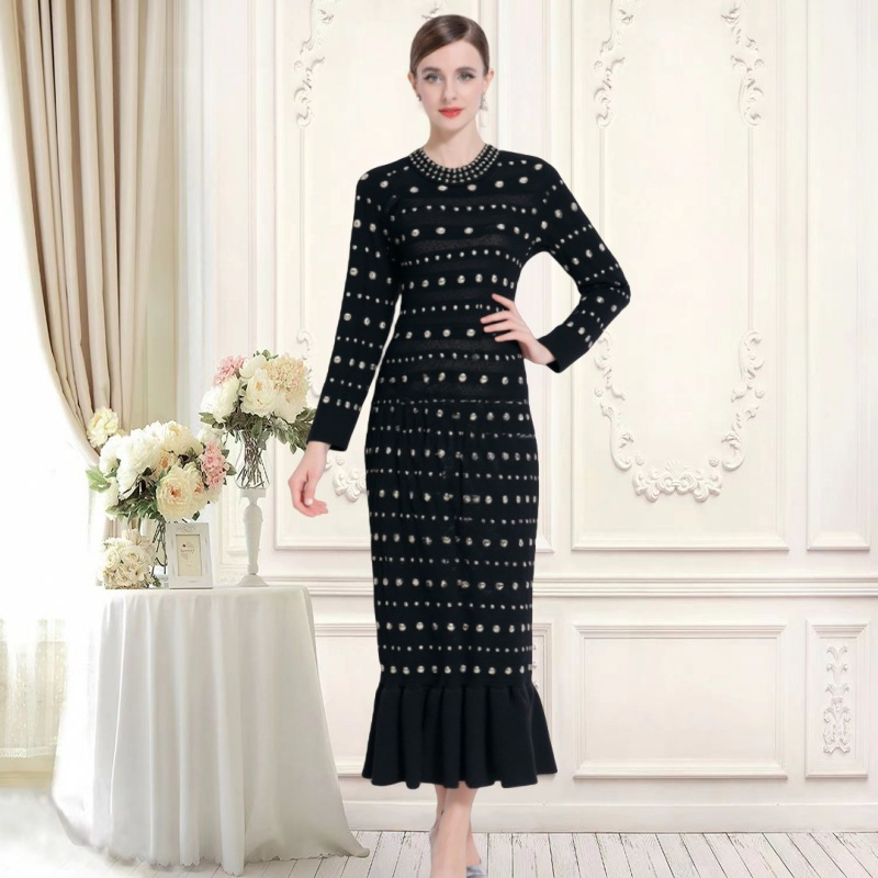 Sd's New French Heavy-Duty Rivet Round Neck Long-Sleeved Black Knitted Long Fishtail Dress European Women's Clothing