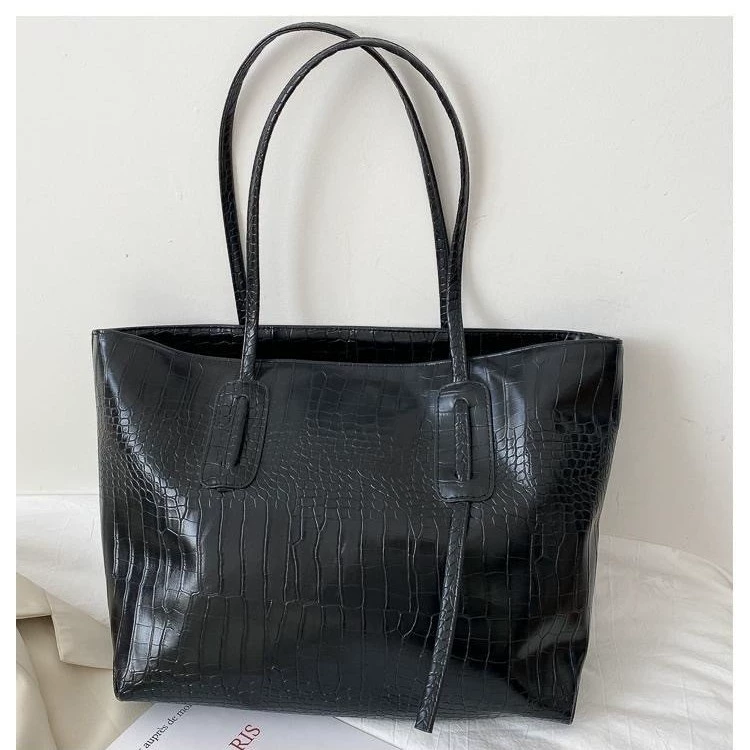 One-shoulder bag, capacious trendy style, internet-celebrity look, multiple colors