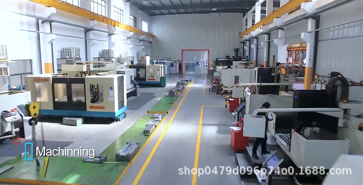 CNC车间.jpg