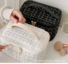 2023 New Model Large Capacity Chanel-style Waterproof Travel Convenient Makeup Lipstick Storage Bag