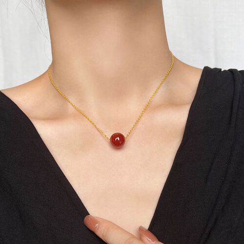 Red agate transfer bead necklace for women titanium steel plated 18k gold red bean acacia clavicle chain red bean pendant same style as internet celebrity