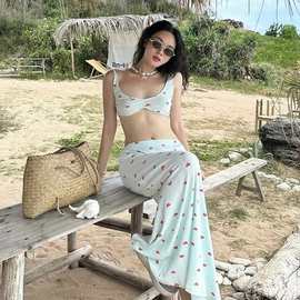 新款爱心图案性感比基尼泳衣女四件套长裙沙滩度假分体显瘦泳衣