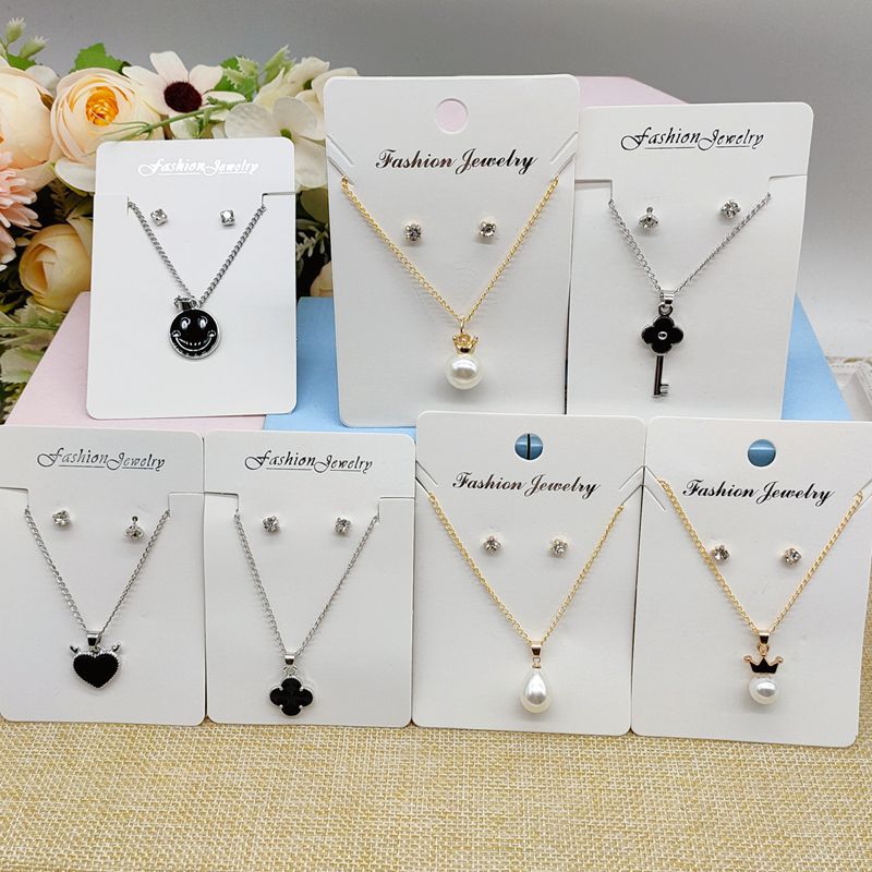 Juego de collar de aleación de personalidad y pendientes – Conjunto de moda, fuente de tienda de 2 yuanes