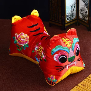Игрушка, кукла, подушка с молнией, с вышивкой, тигр