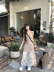Vネックストラップワンピース女性夏のリゾート風重ね着ブラウススカートギャル薄いロングスカートゆるいレーススカート
