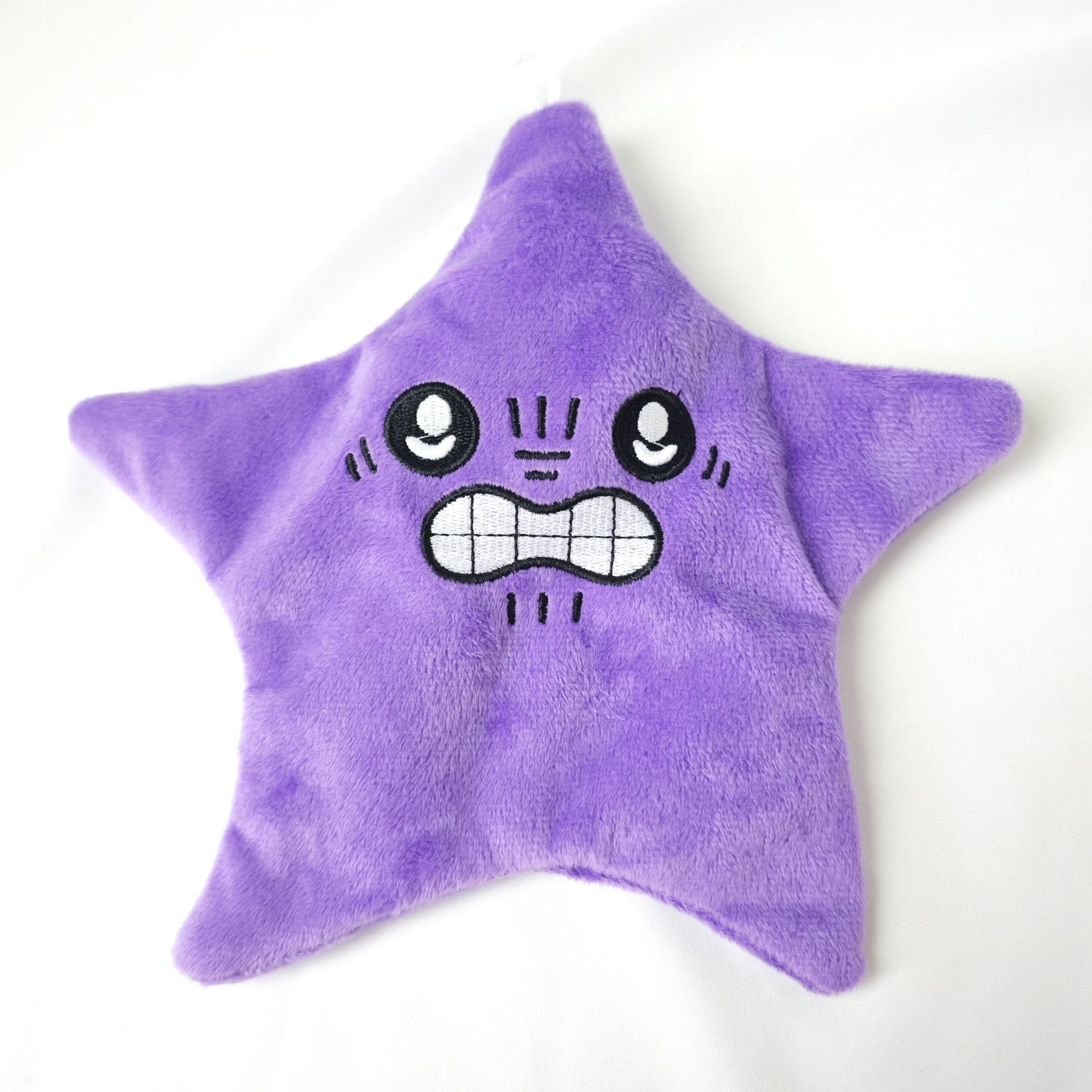 新商品の怒りっぽい派大星のぬいぐるみのペンダントは動くことができます。