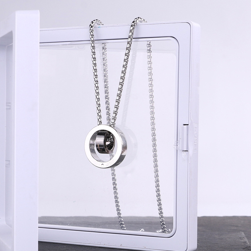 Korean version of double ring ring pendant necklace ins clavicle chain size ring male and female students couple pendant accessories Korean version of double ring ring pendant necklace ins clavicle chain size ring male and female students couple pendant accessories