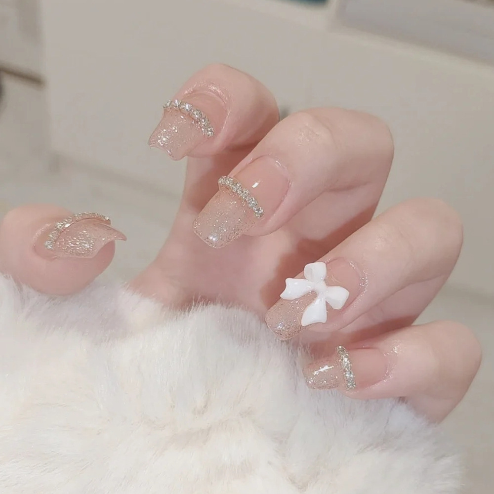 Tiktok mejor vendido diamante pieza de uñas arte de uñas parche de uñas falso avanzado desgaste hecho a mano de uñas producto terminado largo al por mayor