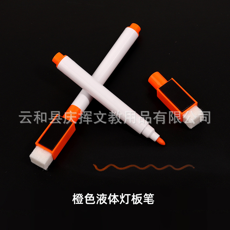 Directo de fábrica pizarra pluma soluble en agua tiza líquida borrable luz LED tablero de la pluma con el cepillo magnético rotulador