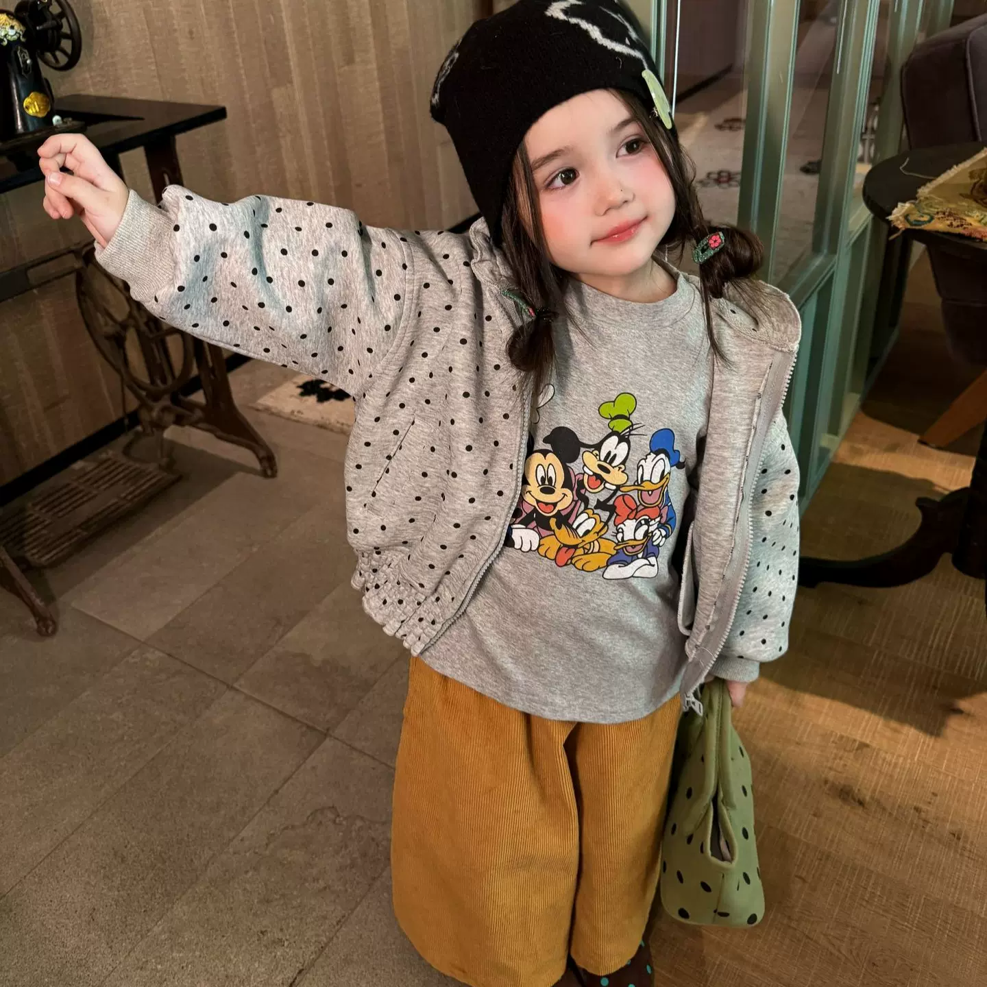 维尼果 2026秋季新款童装 女童韩系波点连帽外套 可爱拉链上衣