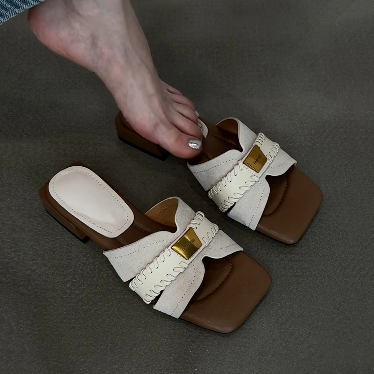 French Versatile Niche Design Sandals, Feminine Low-Heeled Outer Slippers