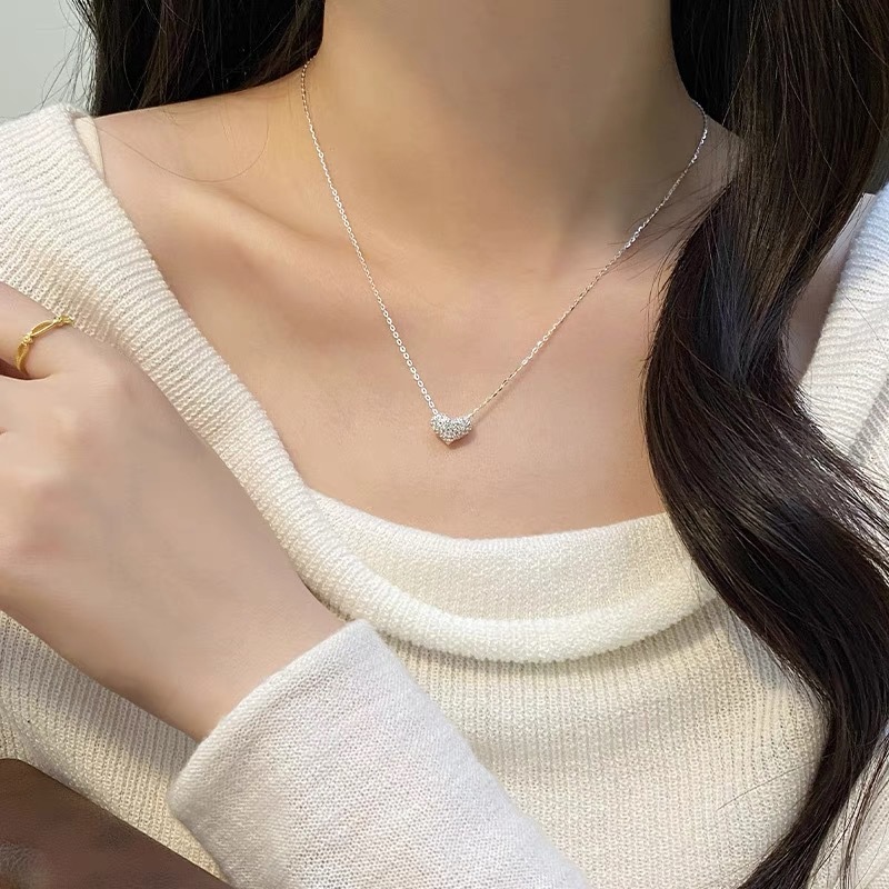 日常的に多用途な S925 スターリングシルバー アクアマリン バタフライ ネックレス、女性用、色あせしない、ニッチなハイエンドの軽い高級鎖骨チェーン、新しい|undefined