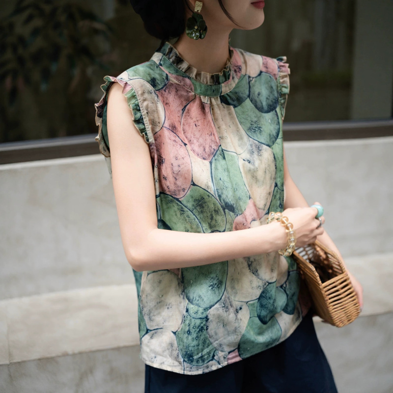 High-Quality Silk Cotton "0-Weight" Printed Shirt with Ruffled Stand-Up Collar and Small Flutter Sleeves, Lightweight and Breathable Design 67 High-Quality Silk Cotton "0-Weight" Printed Shirt with Ruffled Stand-Up Collar and Small Flutter Sleeves, Lightweight and Breathable Design 67