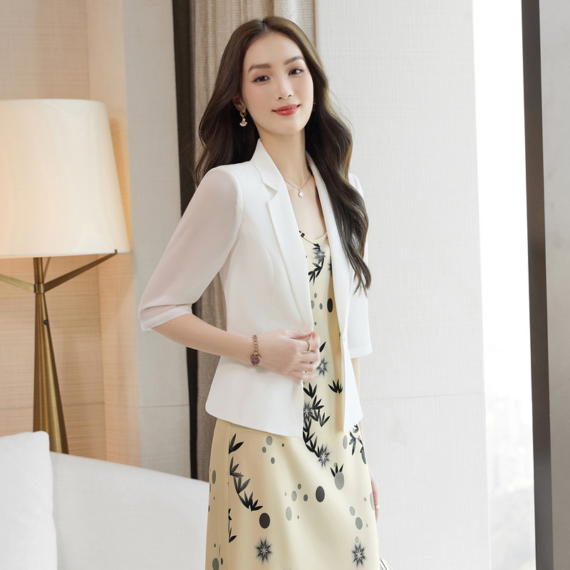 【Boutique Quality】White Short Sleeve Blazer for Women, Thin Style, 2026 Summer High-End Small Suit Jacket