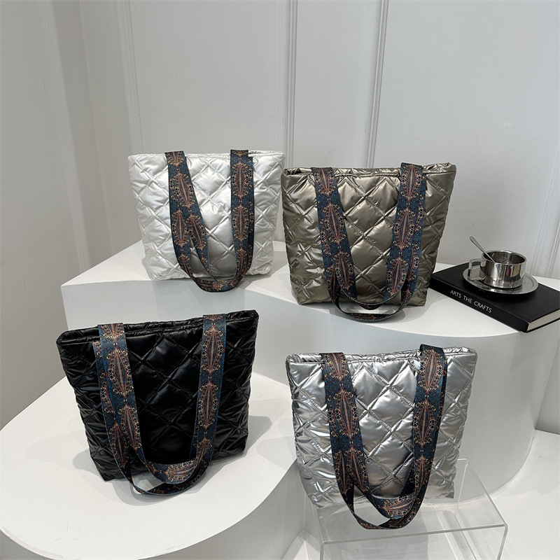 Bolso coreano de diamante para mujeres 2024 nueva moda de invierno bolso de mano casual bordado bolso de hombro bolso de mano