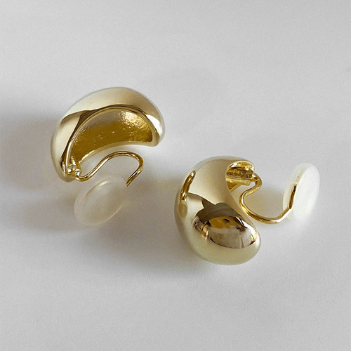 Niche high-end ear clips for women, cold style metal drop earrings, simple temperament, no piercing earrings, trendy European and American style