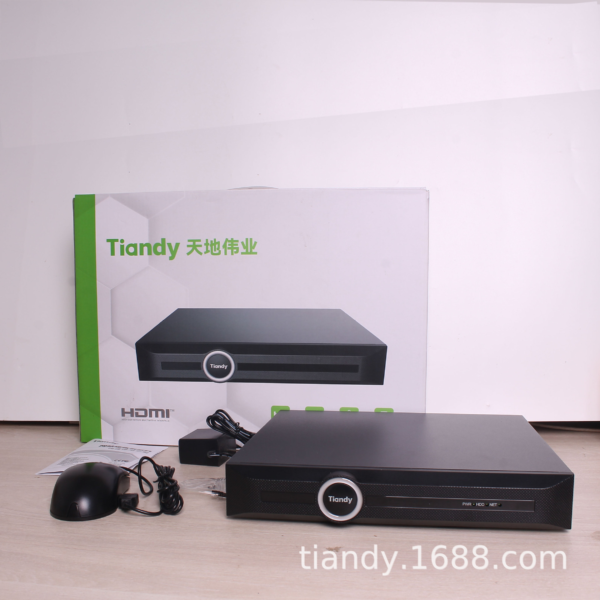 Tiandy天地伟业12路1盘位NVR手机远程网络摄像机录像机商用