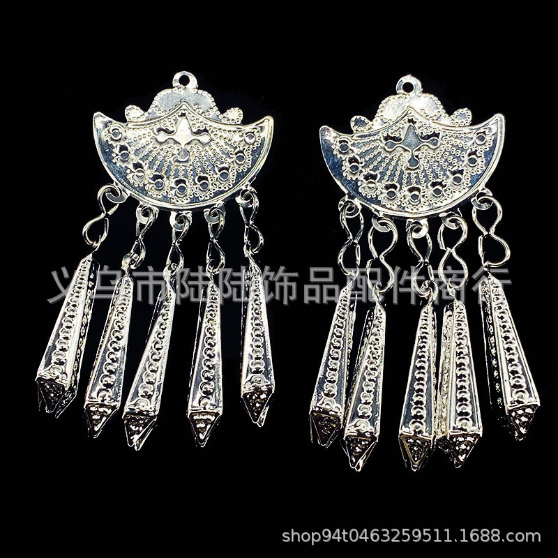 Factory direct minority accessories Miao silver ornaments sesame butterfly diy tassel material clothing accessories