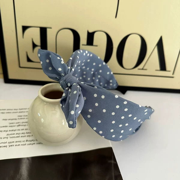 New wave dot rabbit ears (water and lake blue)