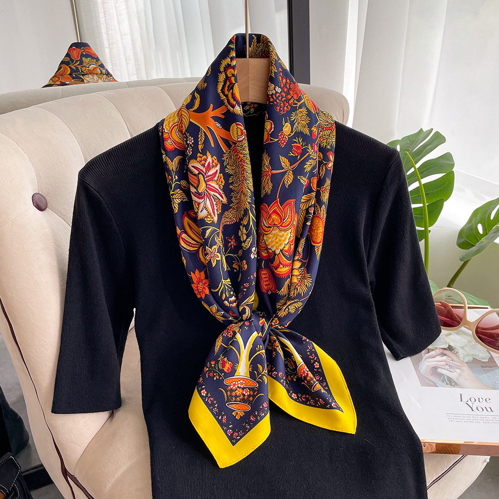 Women's Elegant Tree Leaves Flower Satin Silk Scarf display picture 2