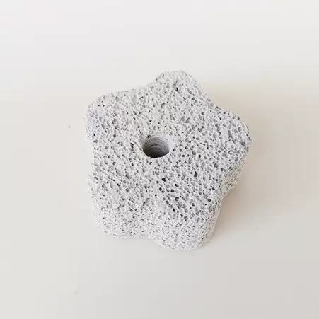 厂家批发仓鼠高钙磨牙石 跨境爆款兔子荷兰猪磨牙棒宠物磨牙玩具