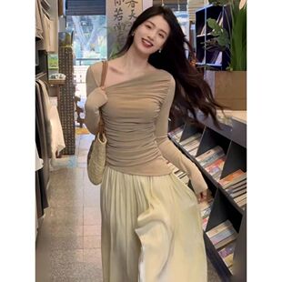 20262026�_������һ����Ů�����Lб���������ѝȹ�ɼ�����a���S