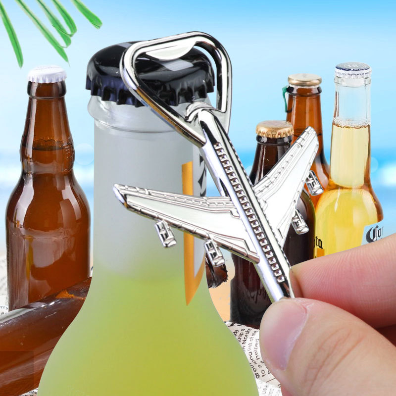 Multifuncional avión abrebotellas llavero creativo llavero abridor de botellas de cerveza etiqueta engomada del refrigerador pequeño regalo personalización